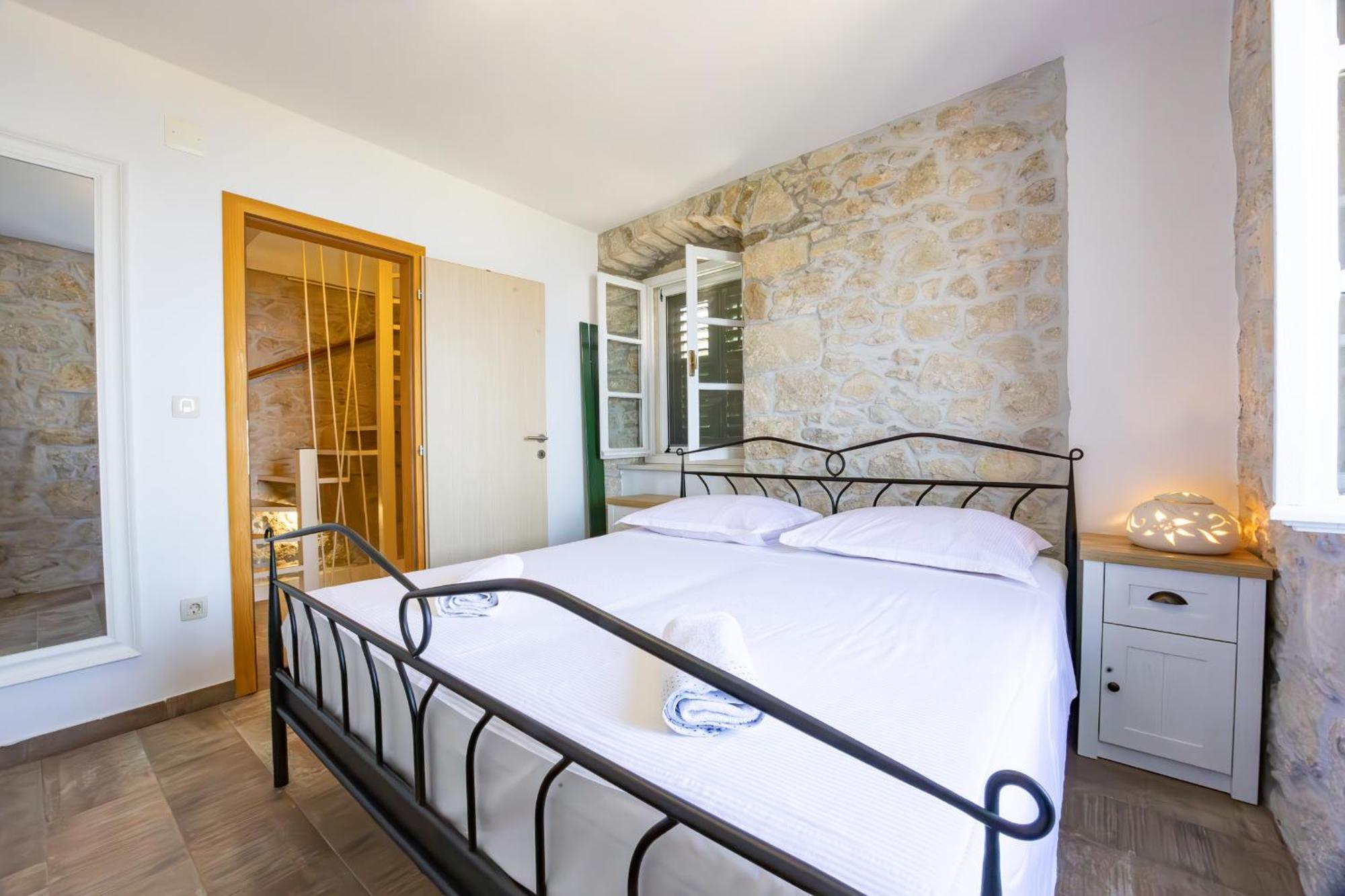Stone House Kurtic Stara Podgora Villa Exterior photo